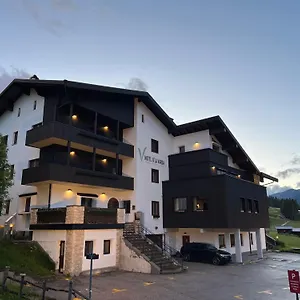 D'la Varda Hotel